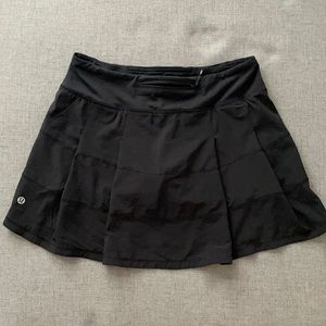 Black Lululemon tennis skirt size 6 tall